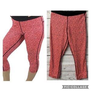 NWOT Nike Dri-Fit Capri Leggings